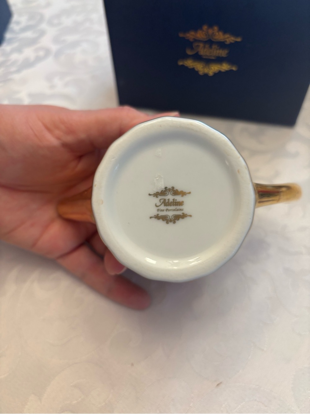 Adeline Tea Pot - Picture 3 of 3